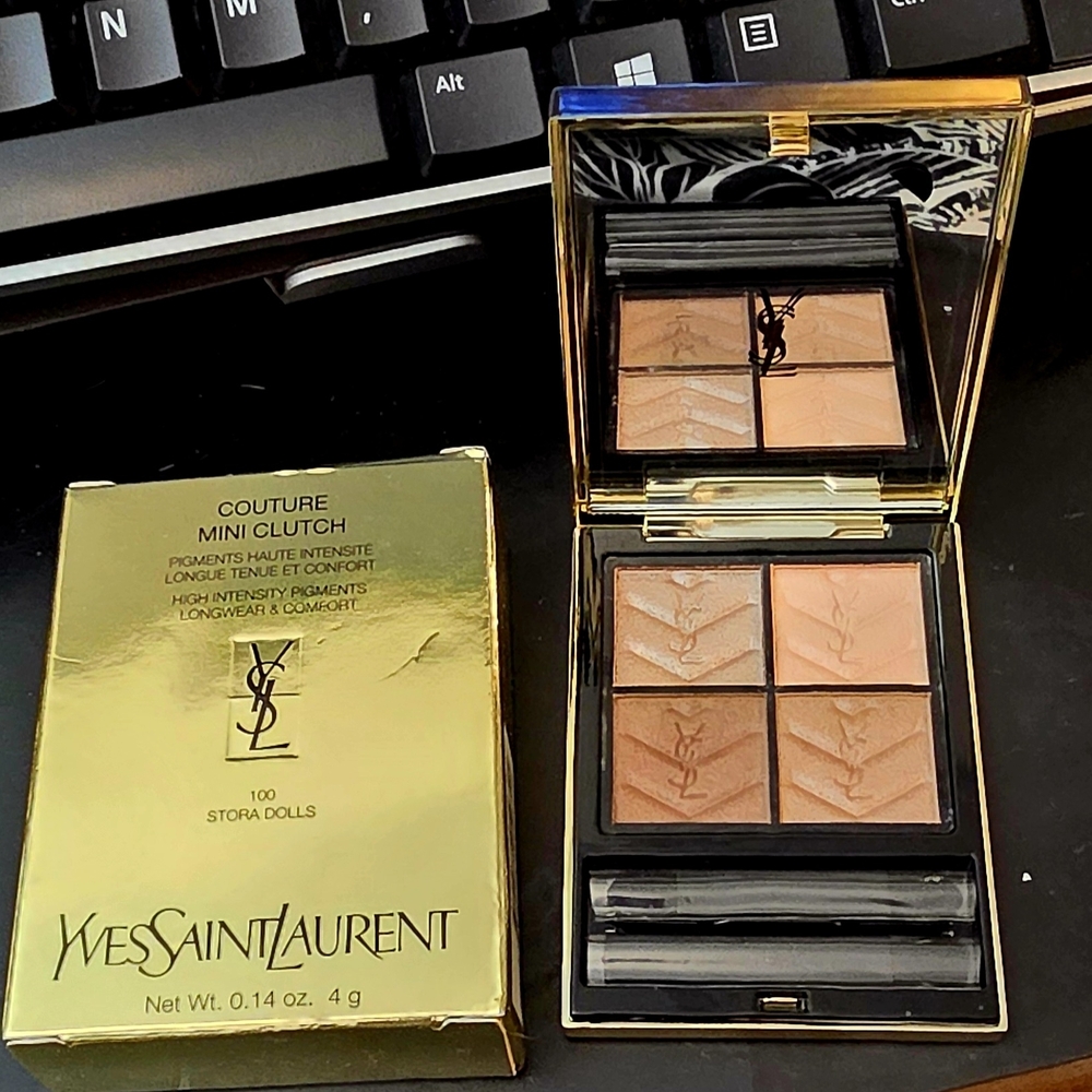 Yves Saint Laurent Couture Mini Clutch Eyeshadow Palette - Stora Dolls - Picture 4 of 7